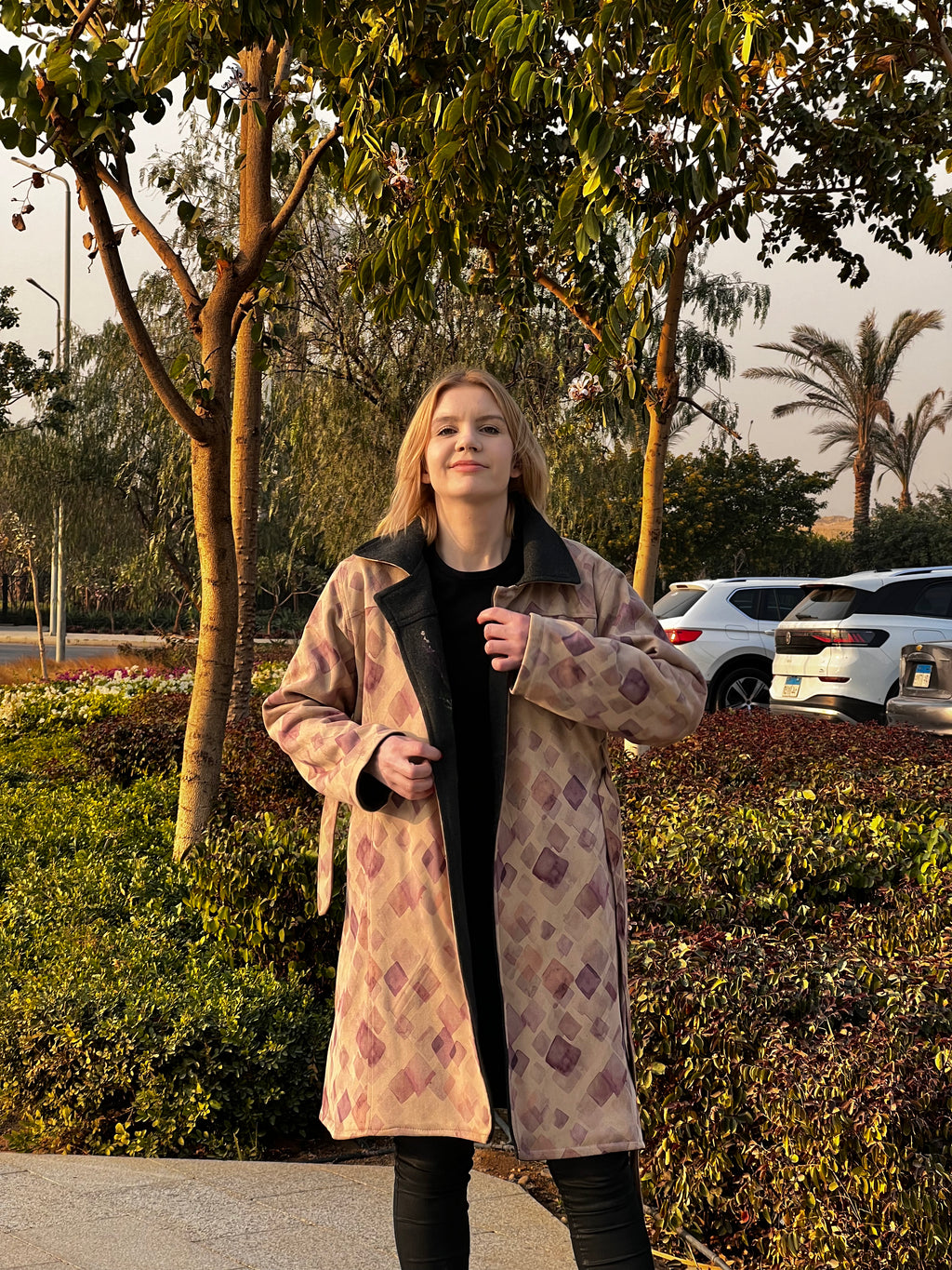 Abstract double-face coat